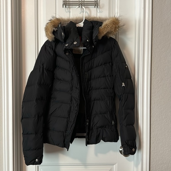 Bogner Fire & Ice Black Ski Jacket - insulated with detachable fur hood - Picture 13 of 14